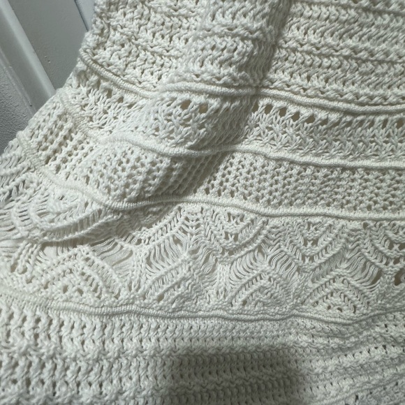 Abercrombie and Fitch Elegant White Crochet Mini Dress Size M - Picture 5 of 6
